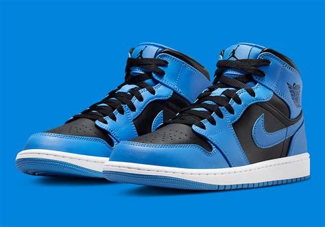 nike air jordan mid blauw|jordan 1 high mid.